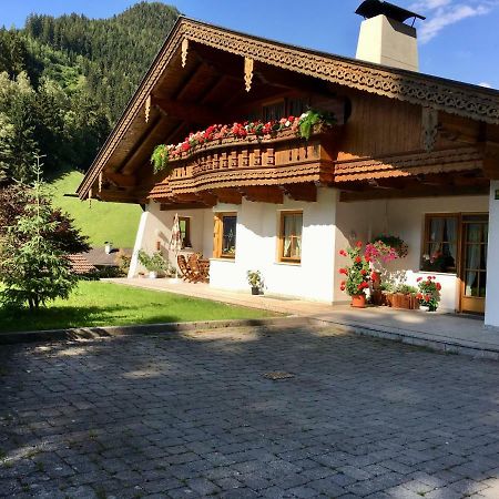 Ferienwohnung Bacher Oberkumbichl 900 Mayrhofen Esterno foto